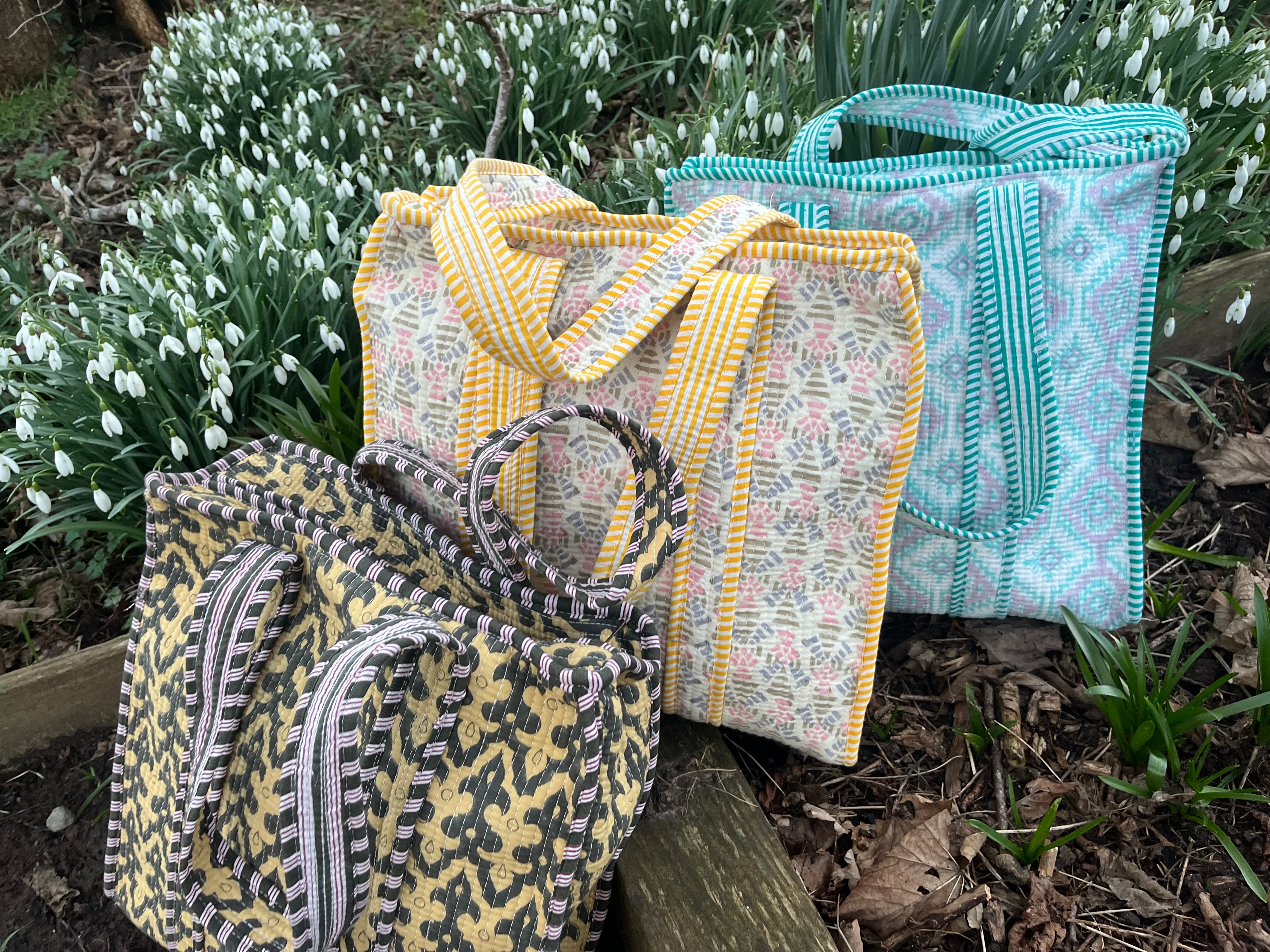 Small tote