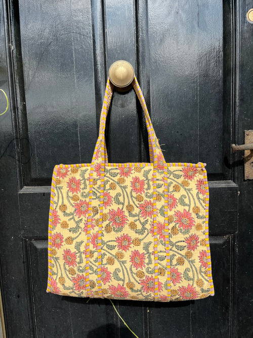 Large tote