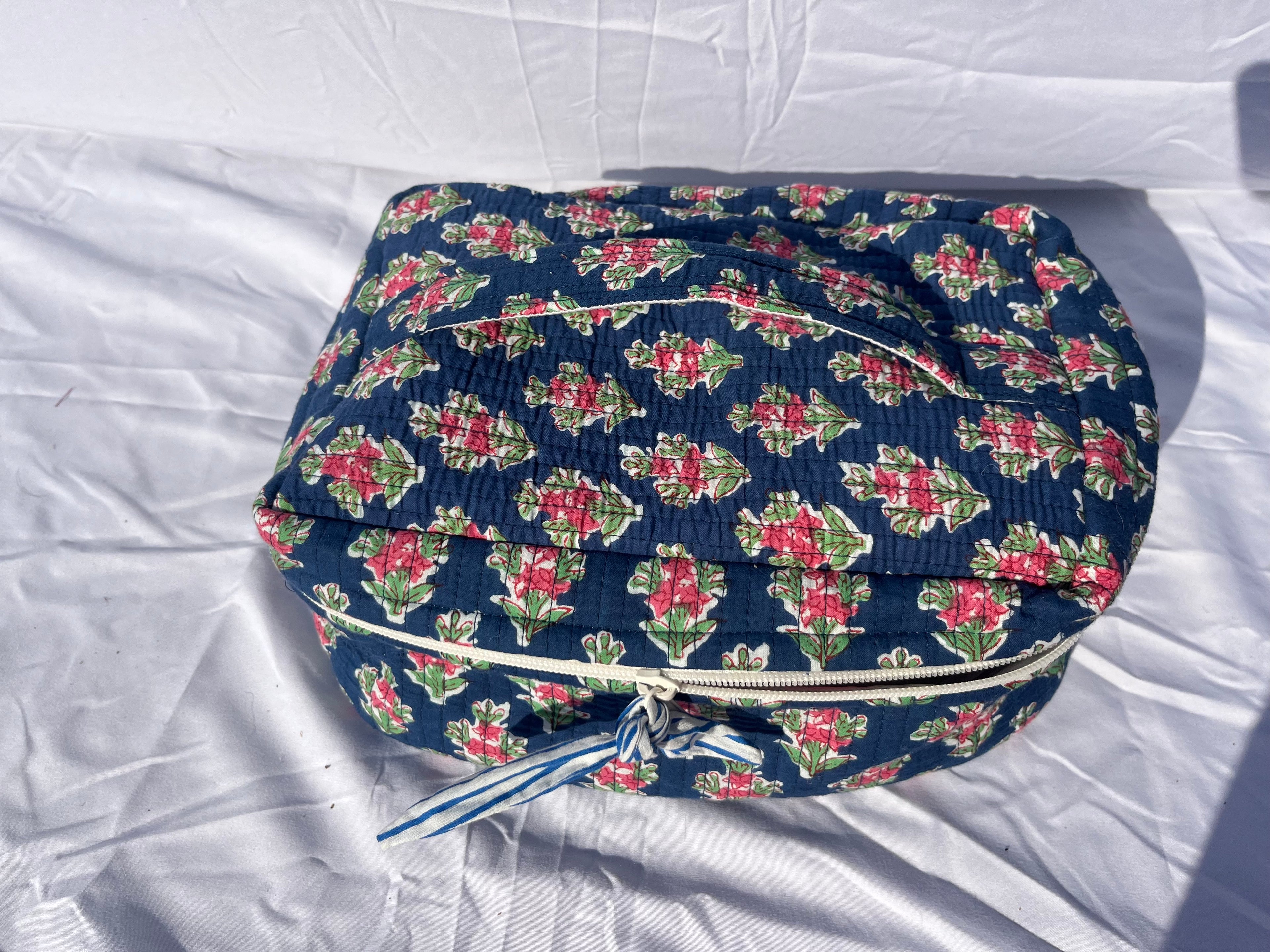 Vanity washbag - COMING SOON