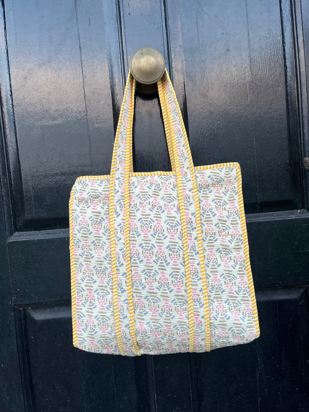 Small tote