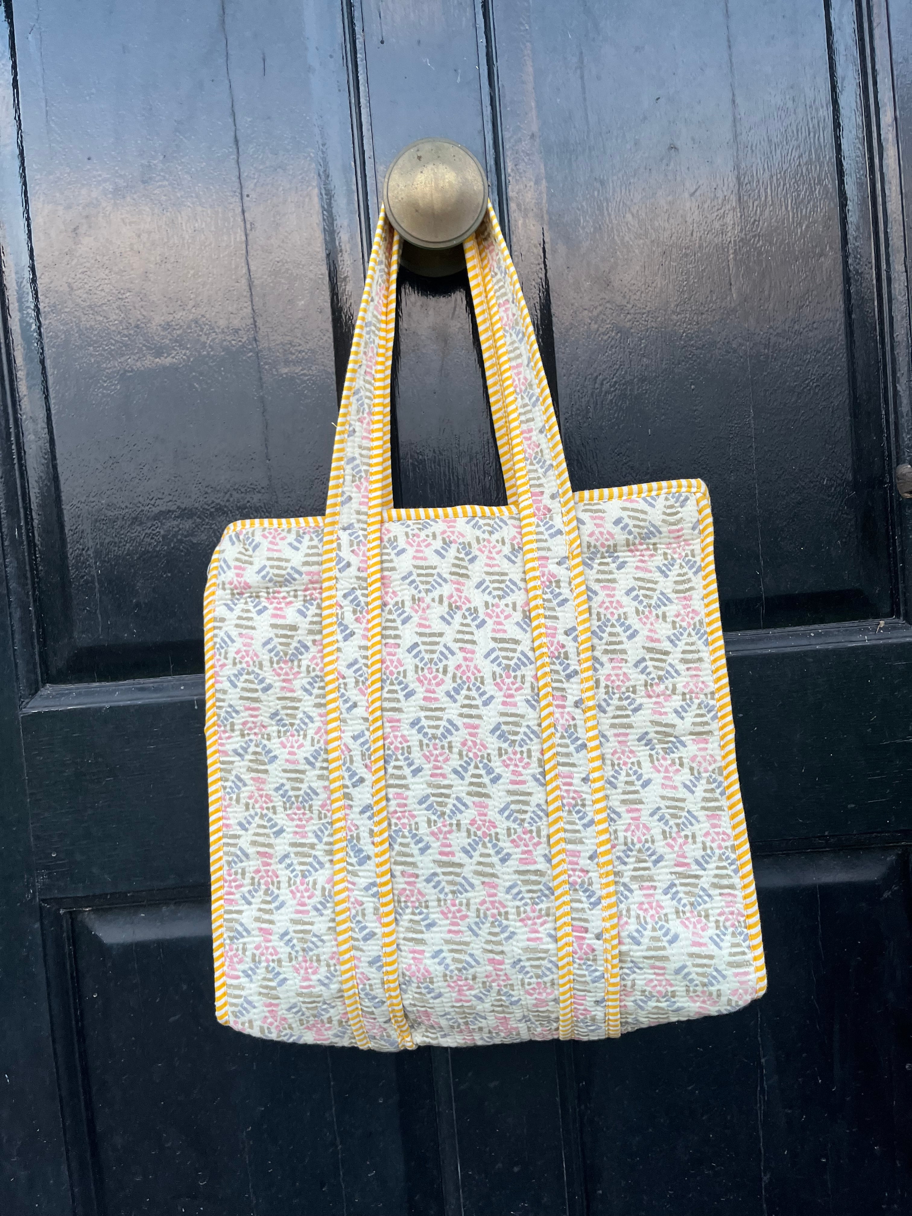 Small tote